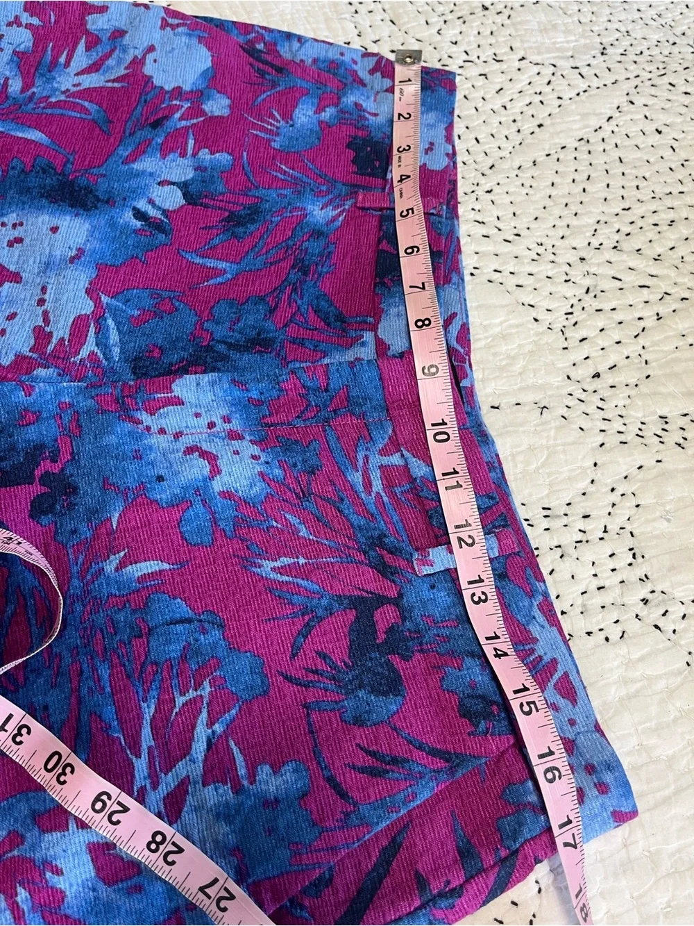 Banana Republic Textured Painted Floral Shorts Size 8 Cotton Preppy Classic